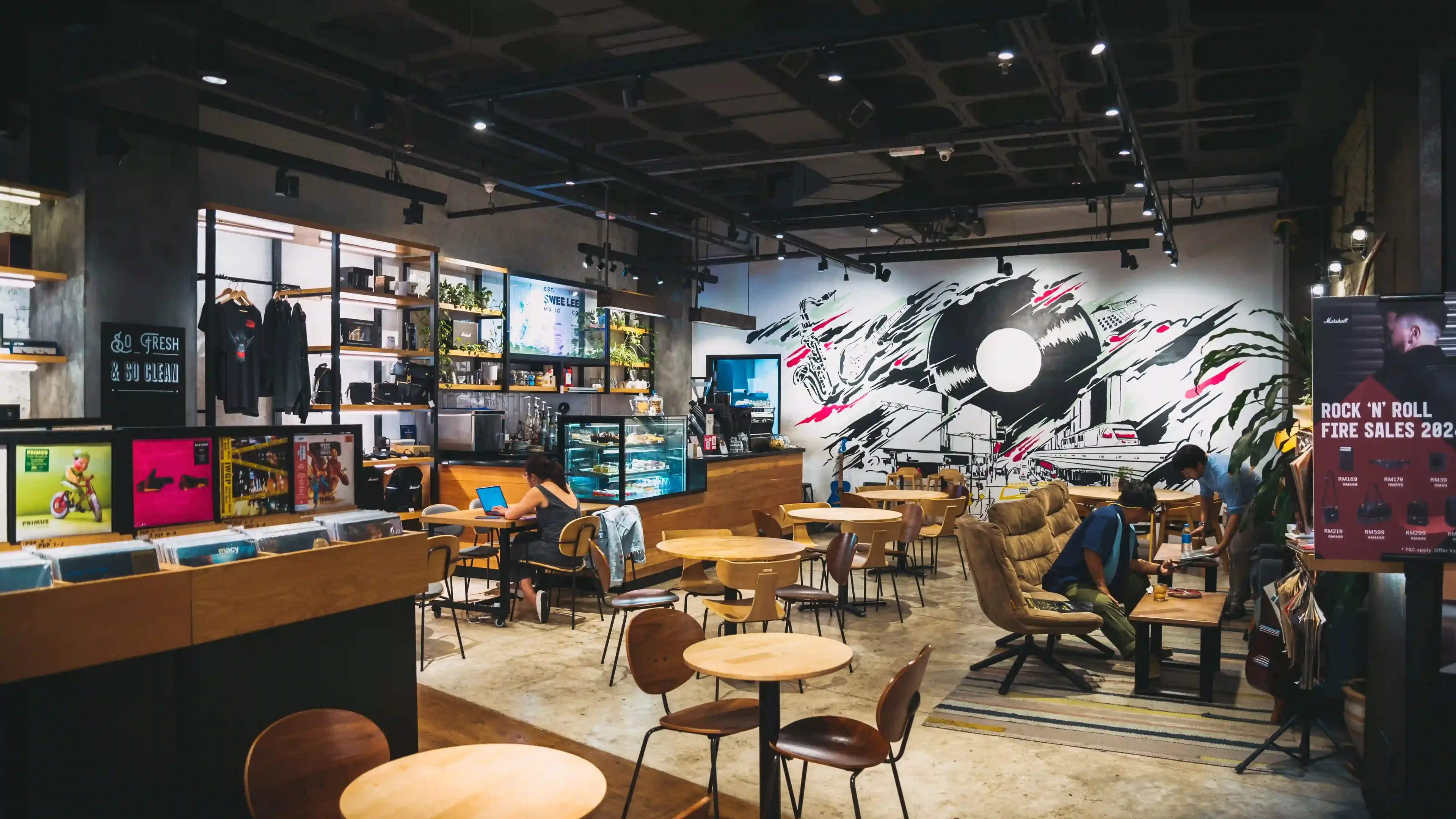 Swee Lee Flagship Lot 10 cafe