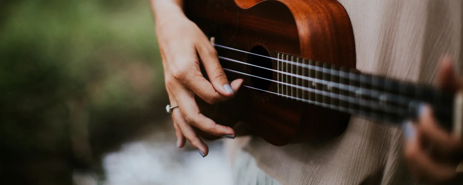 UKELELE LESSONS