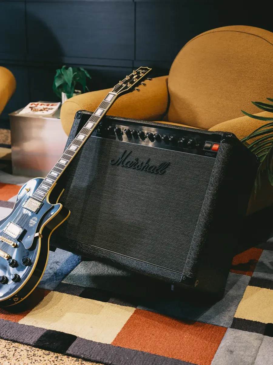 Stealth Black DSL40CRB Tube Guitar Amplifier