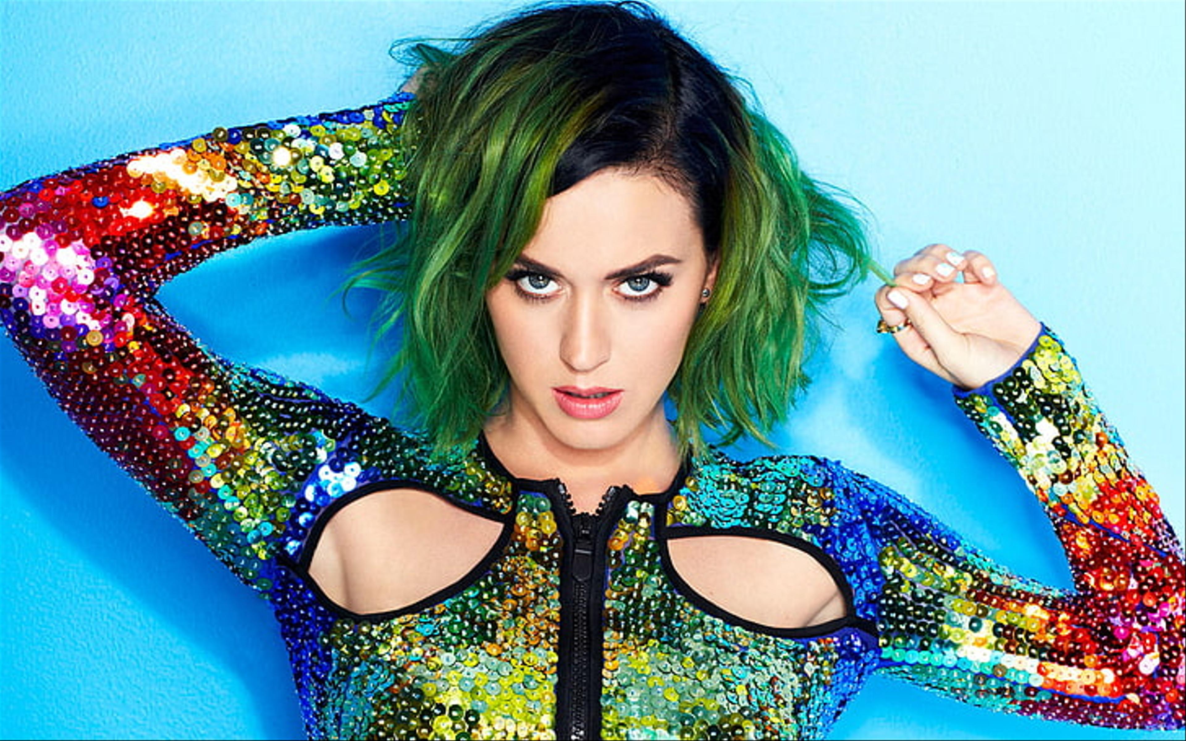 Katy Perry 6 Wonders Pop-ups